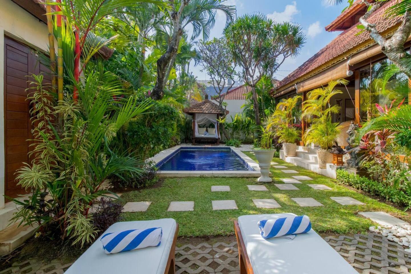 Heart Of Seminyak, 2Br, Sleeps 4, Walk To Bintang Villa Dış mekan fotoğraf